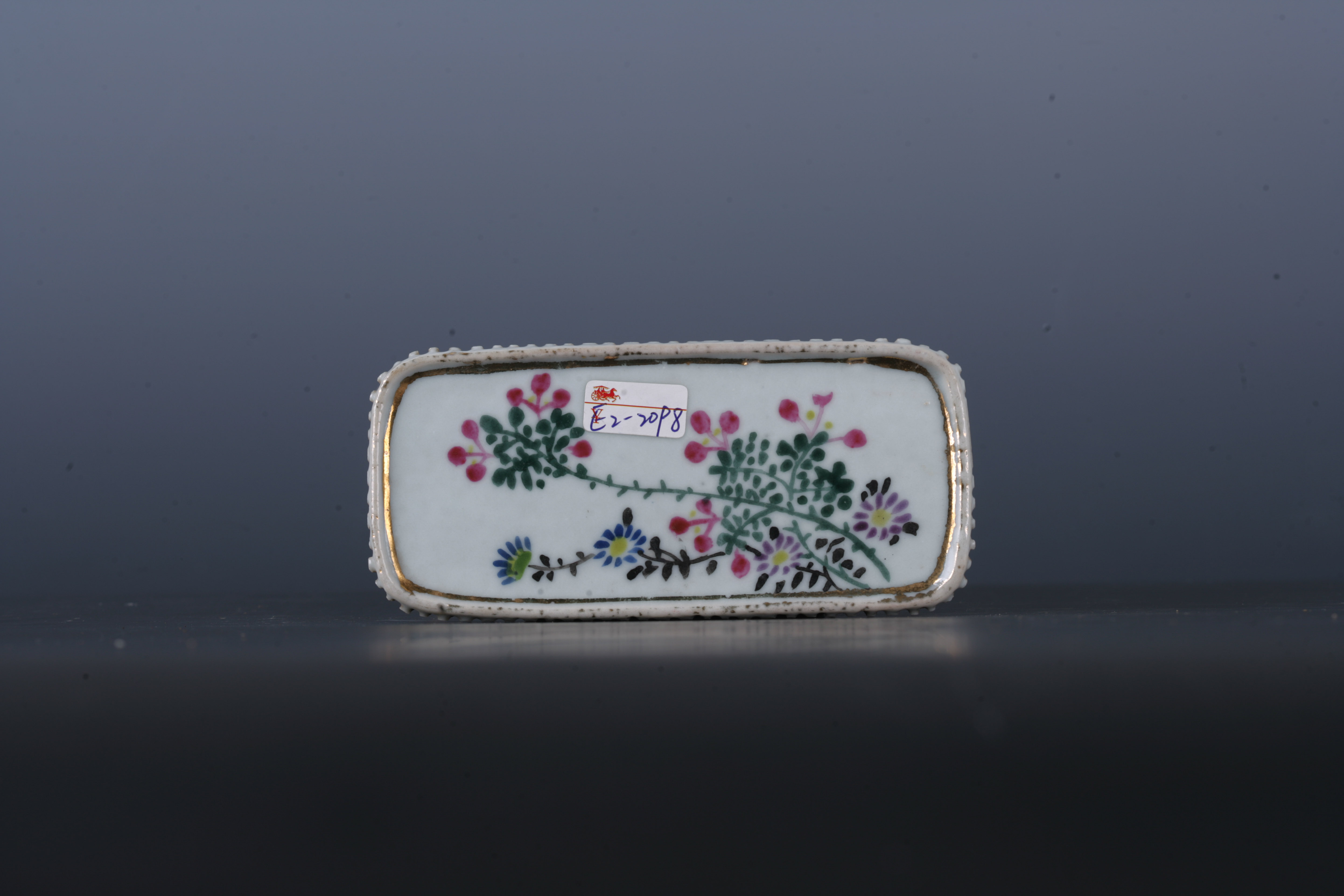 中华民国粉彩花卉纹长方形瓷板