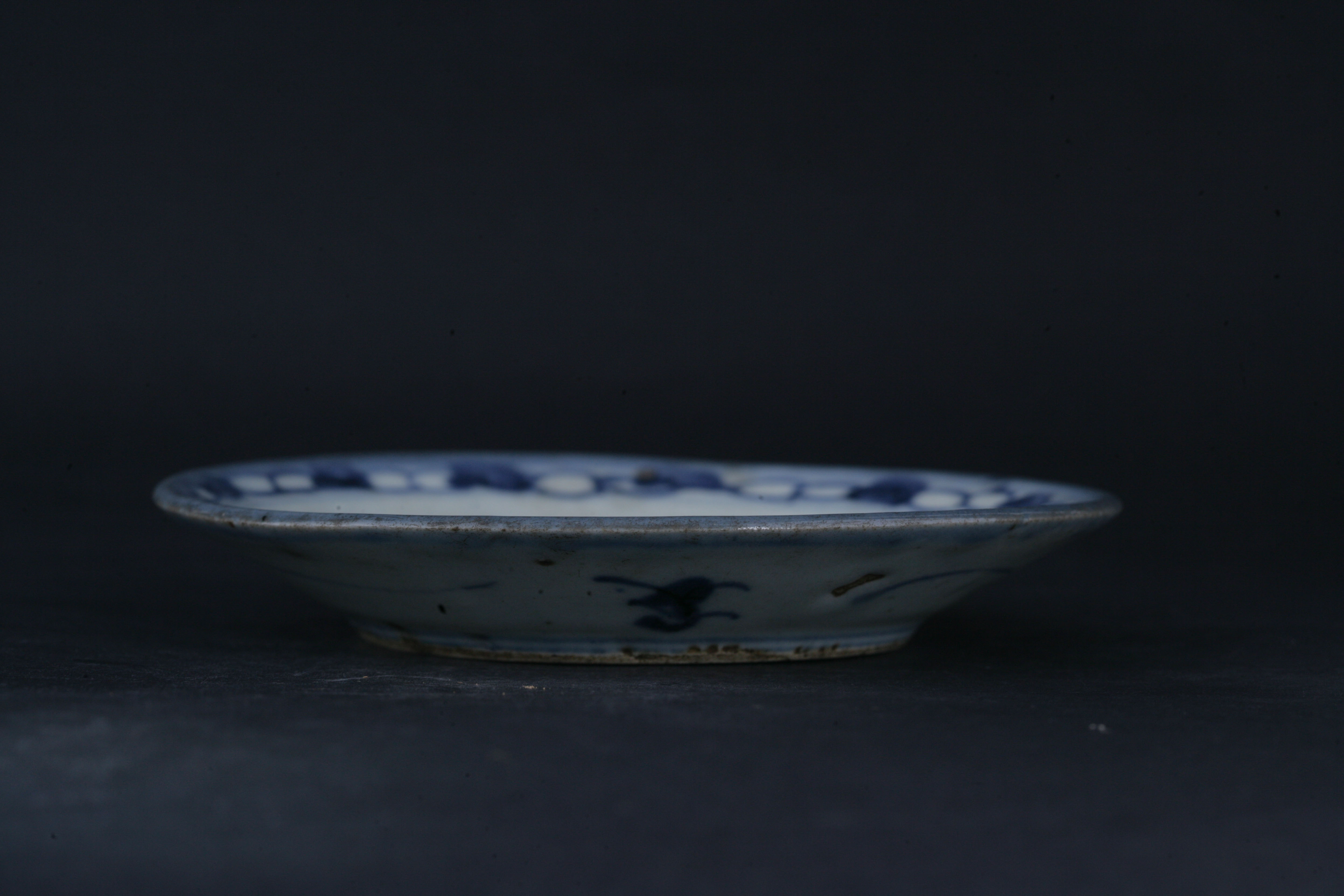清青花缠枝莲纹盘-46