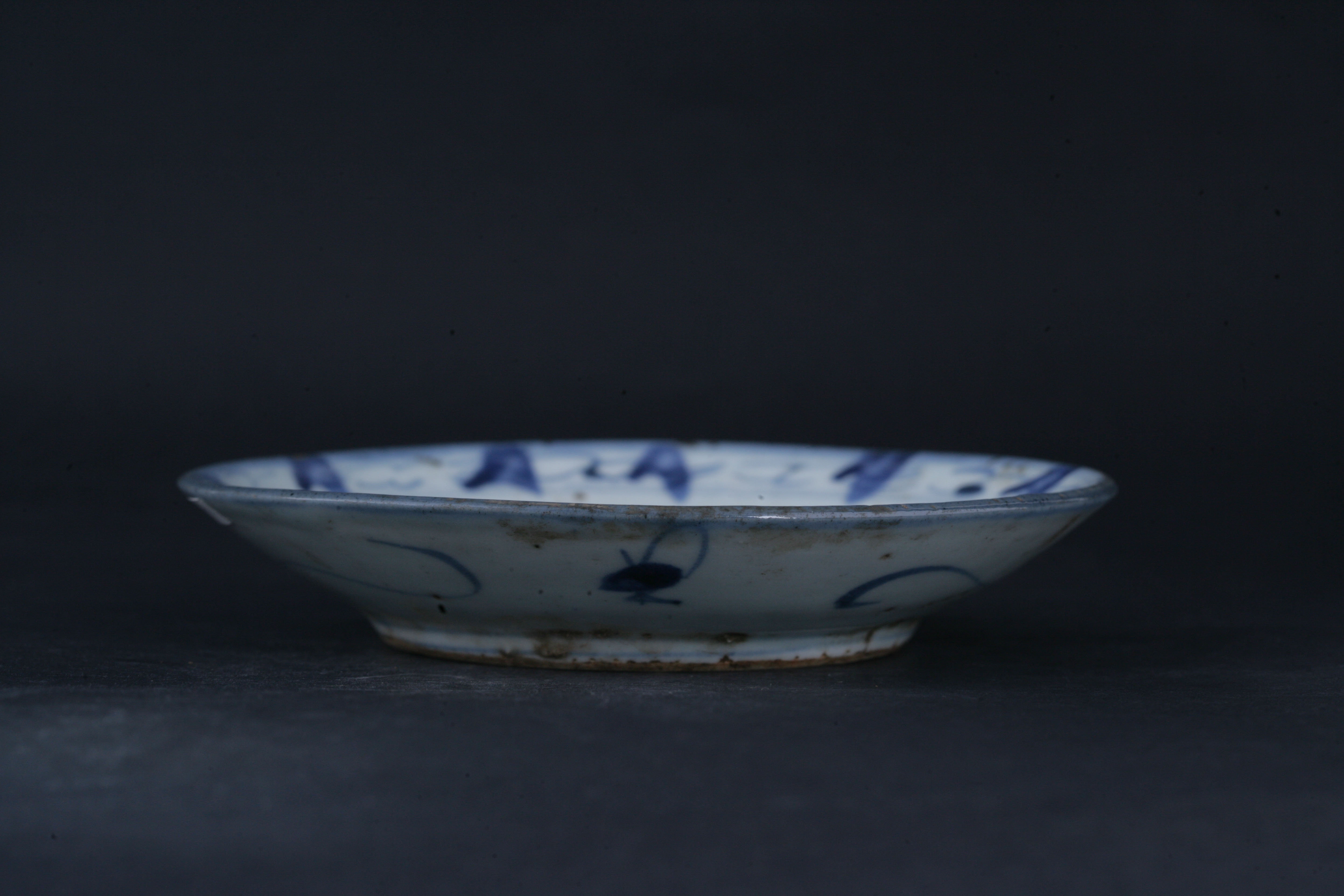 清青花缠枝莲纹盘-90