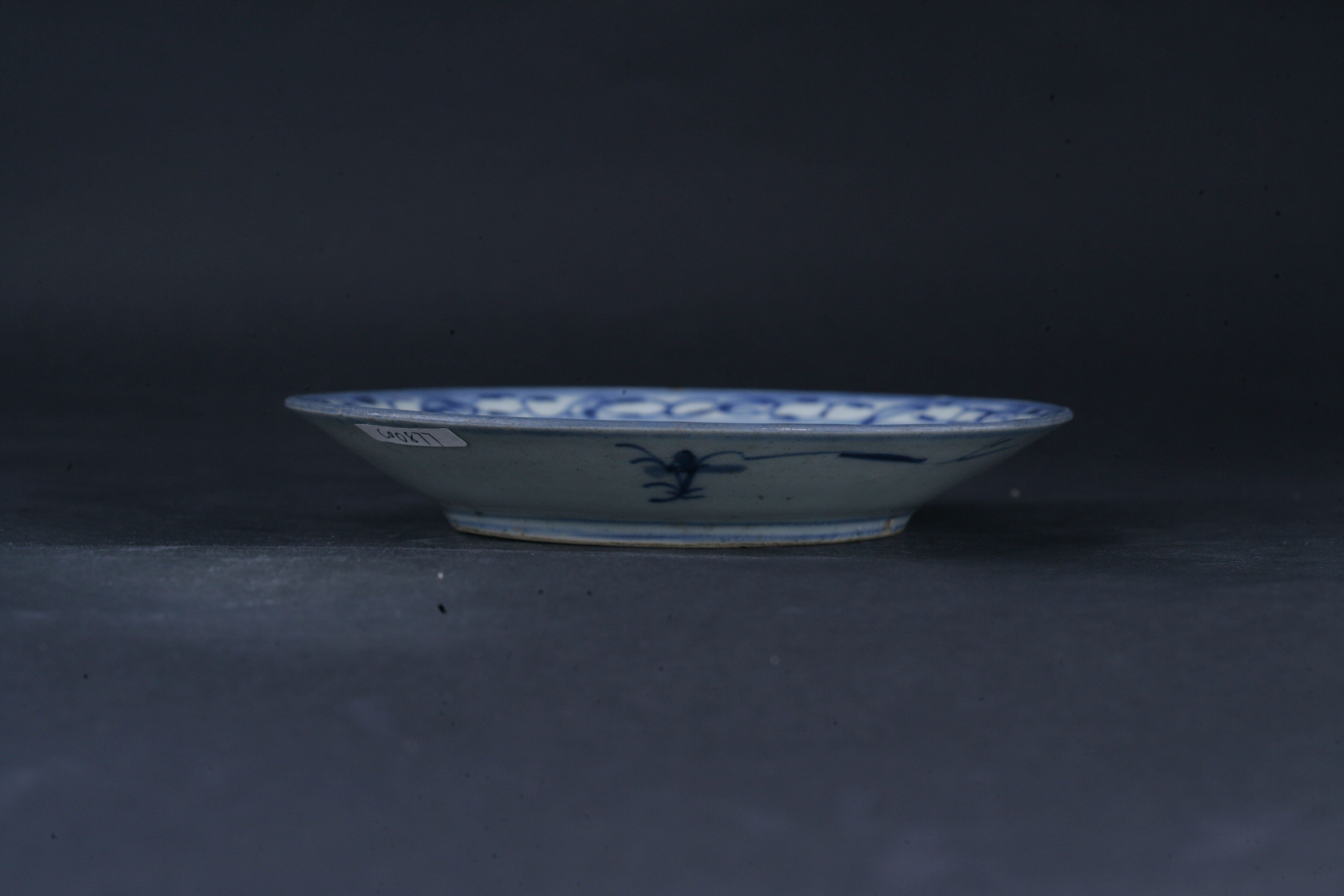 清青花缠枝莲纹盘-61