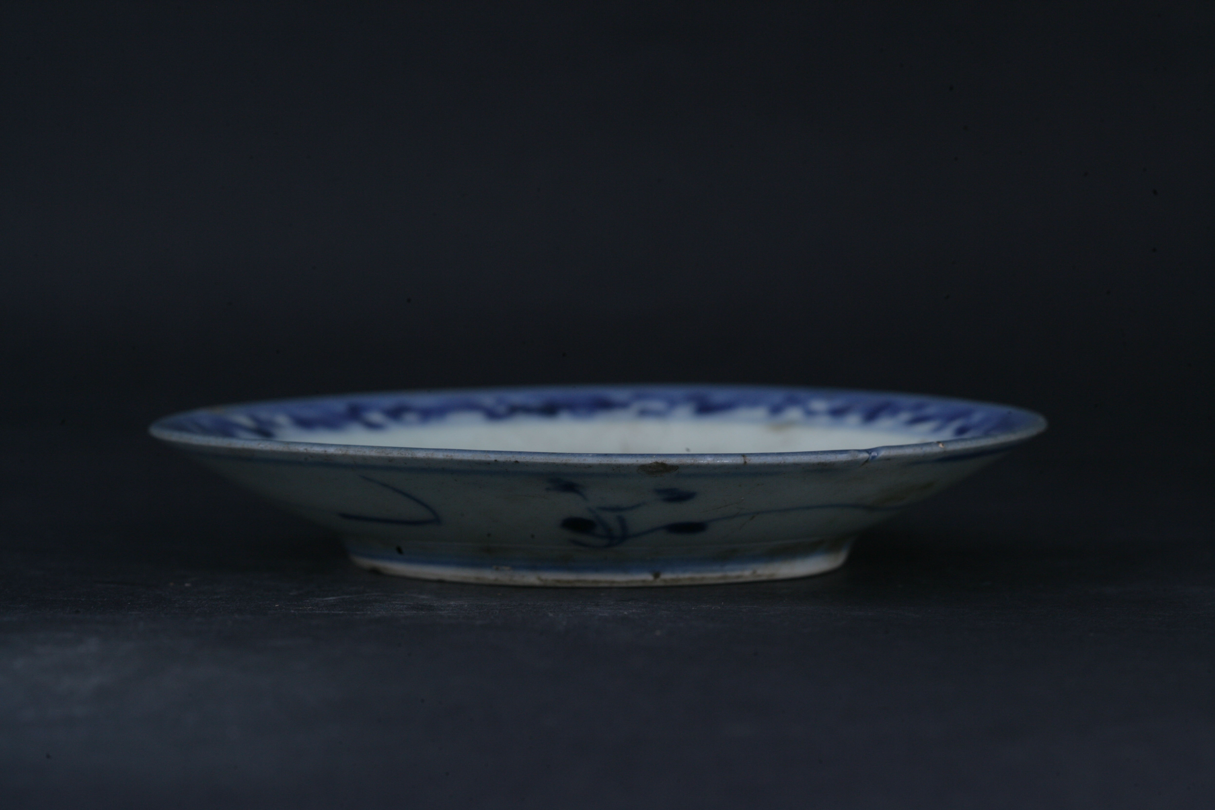 清青花缠枝莲纹盘-71