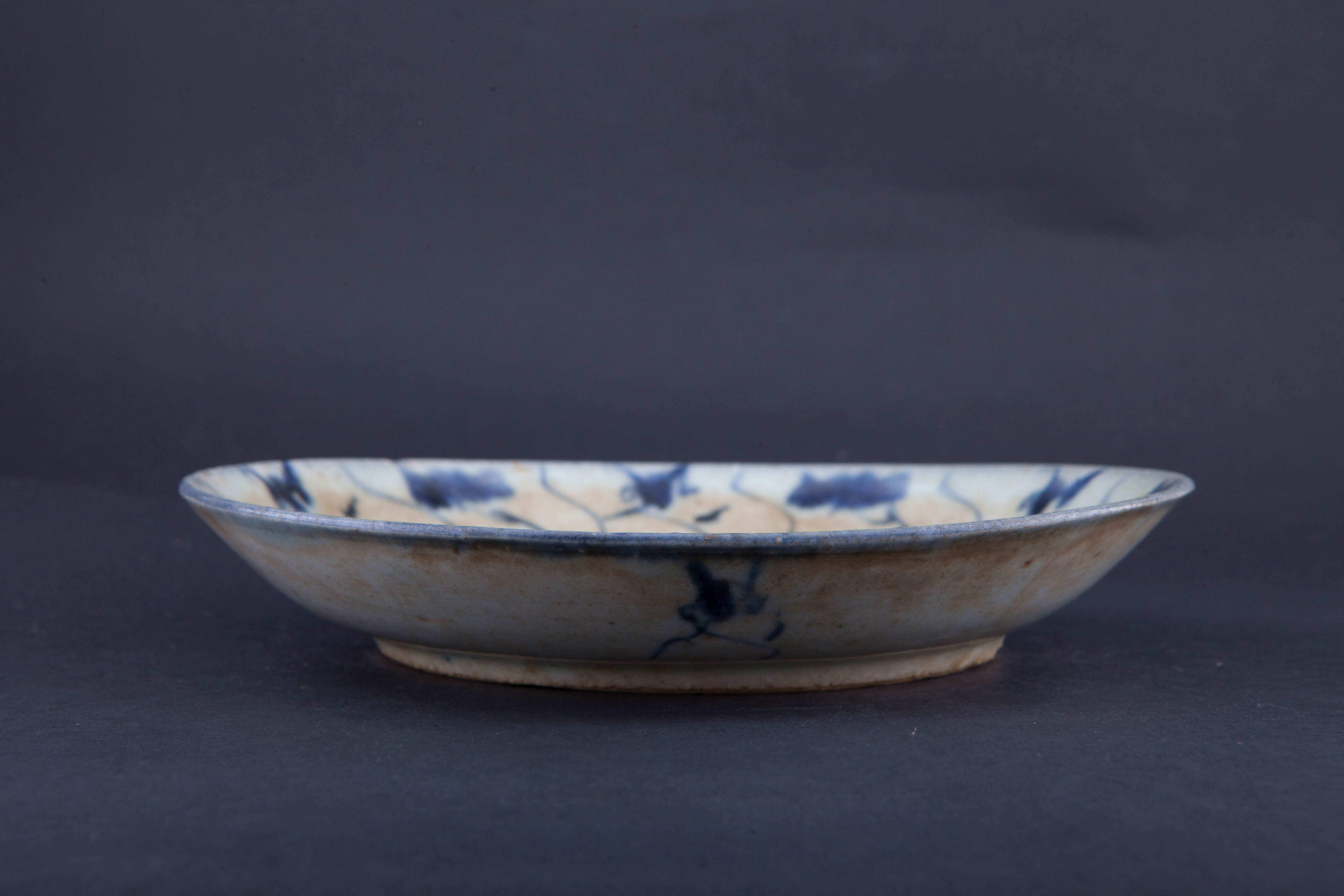 清青花灵芝花卉纹盘-77