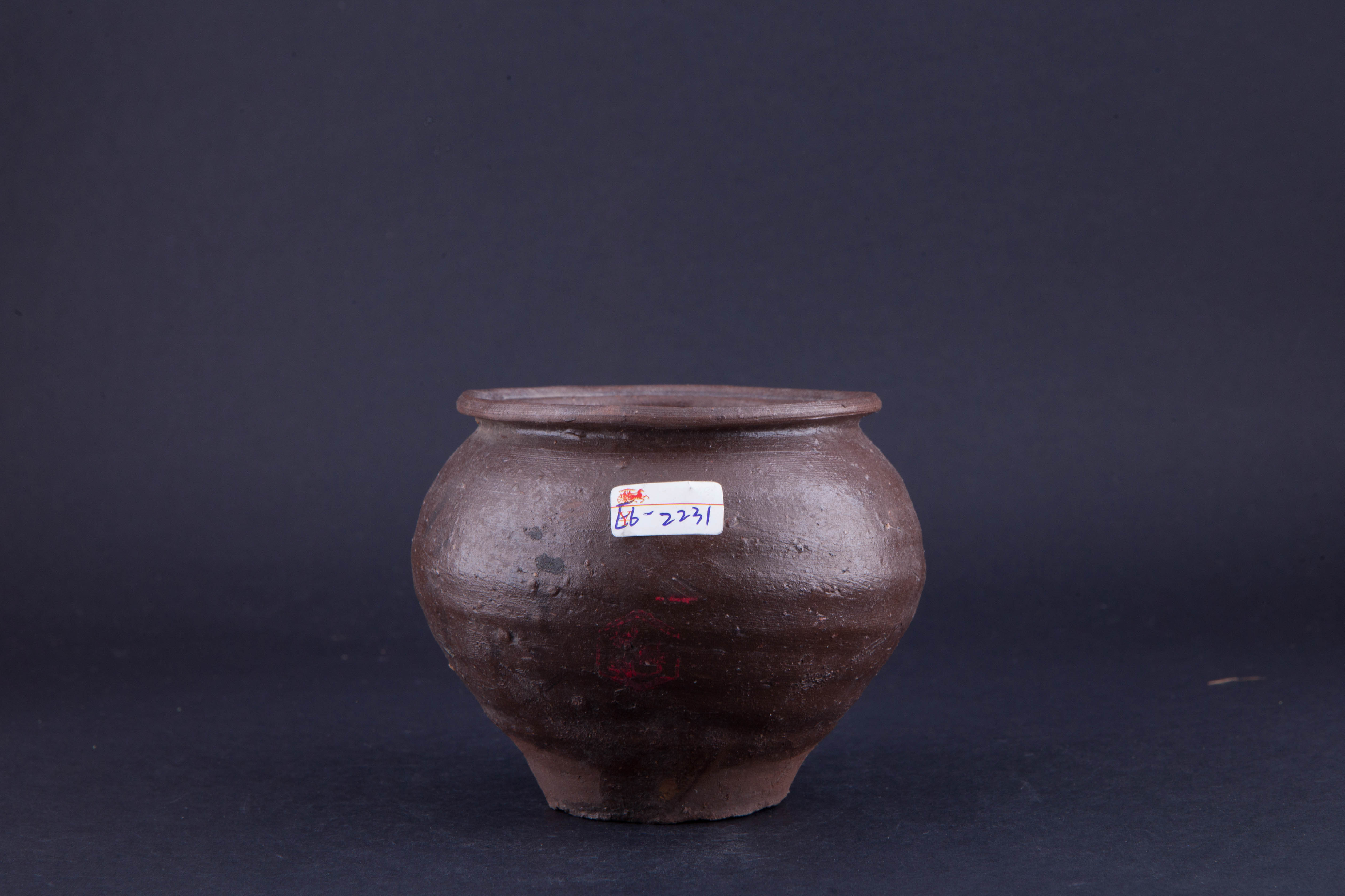 中华民国酱釉陶酬