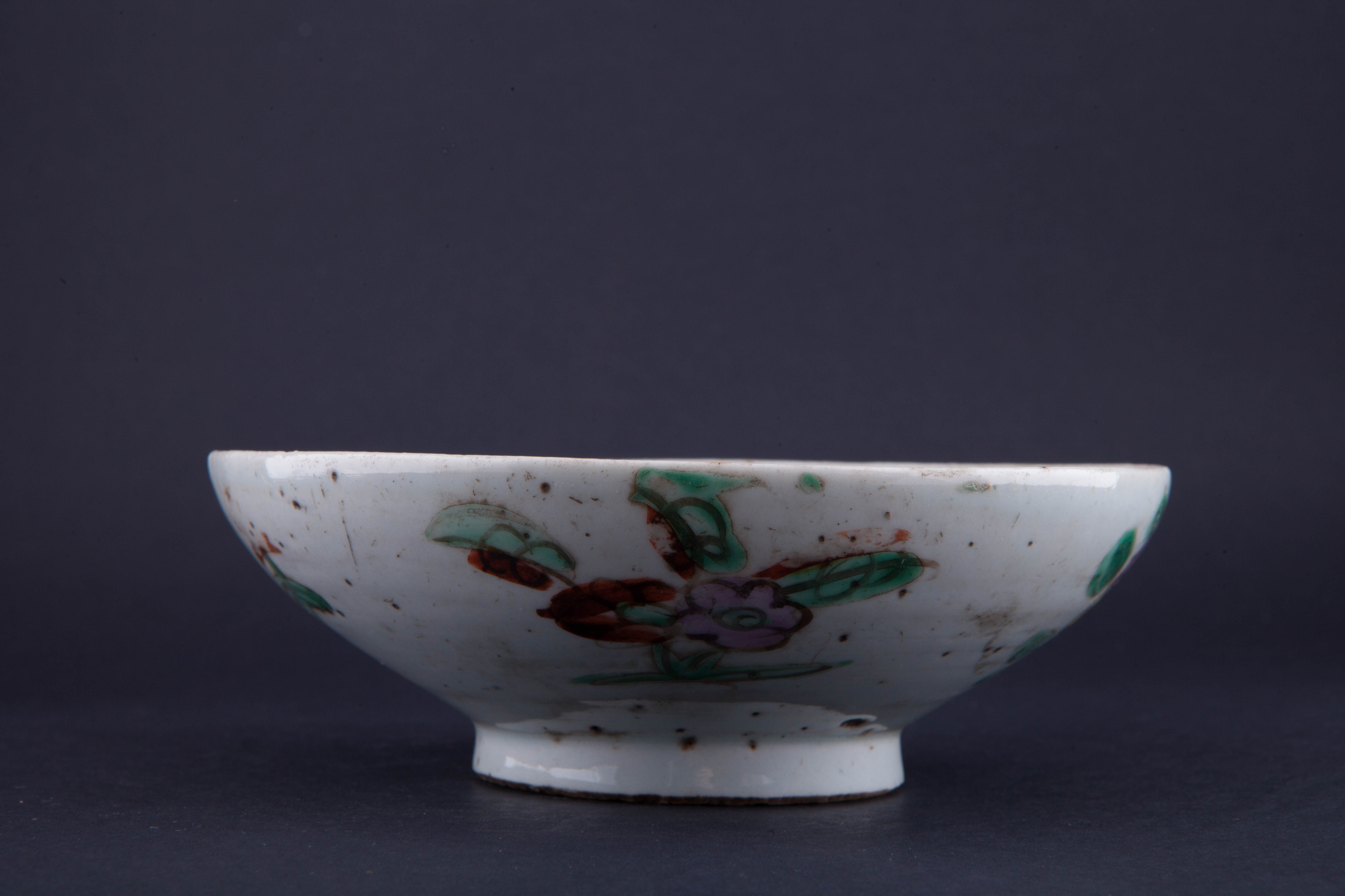 清粉彩四季花卉纹碗-207