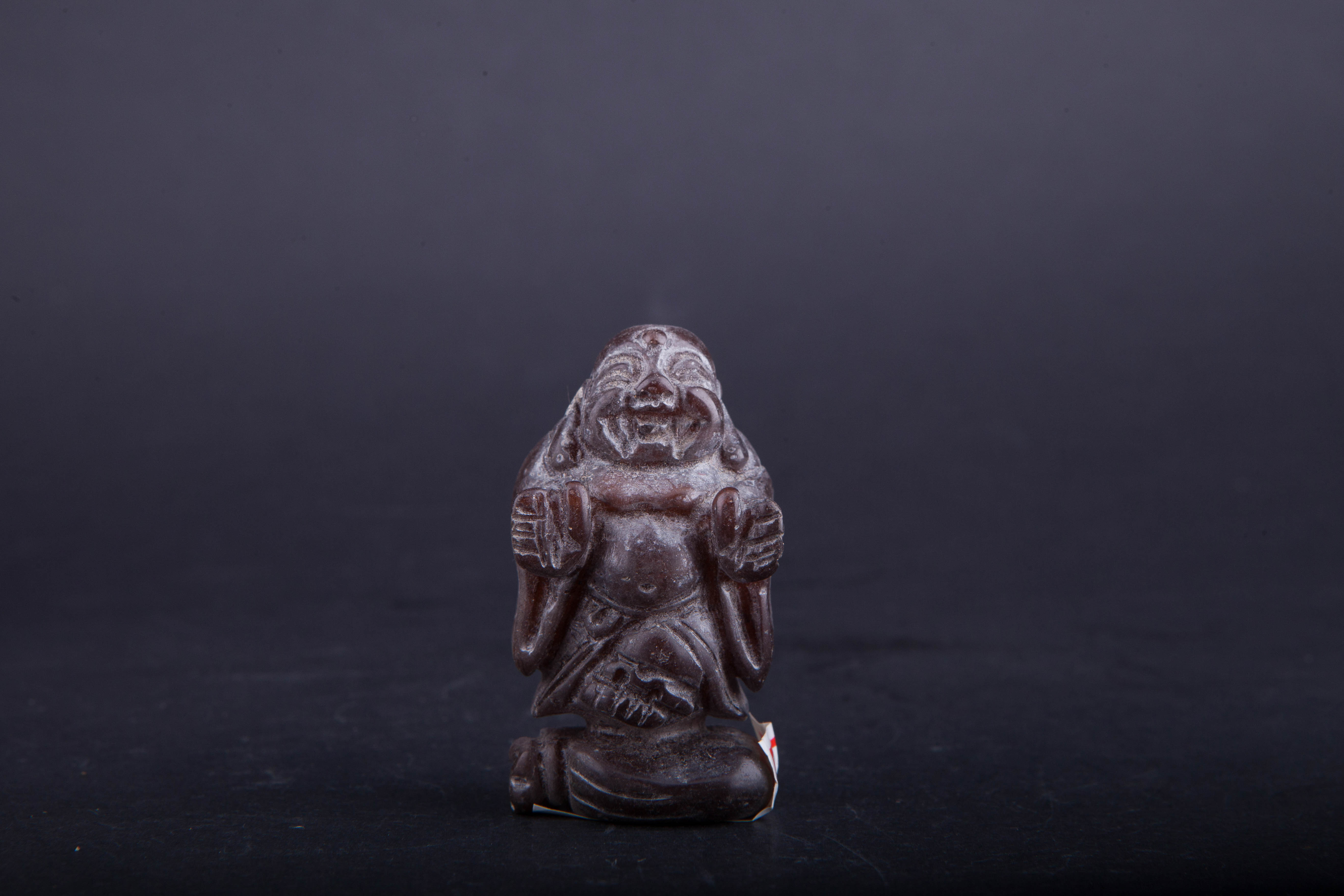 中华人民共和国仿古玉圆雕佛像