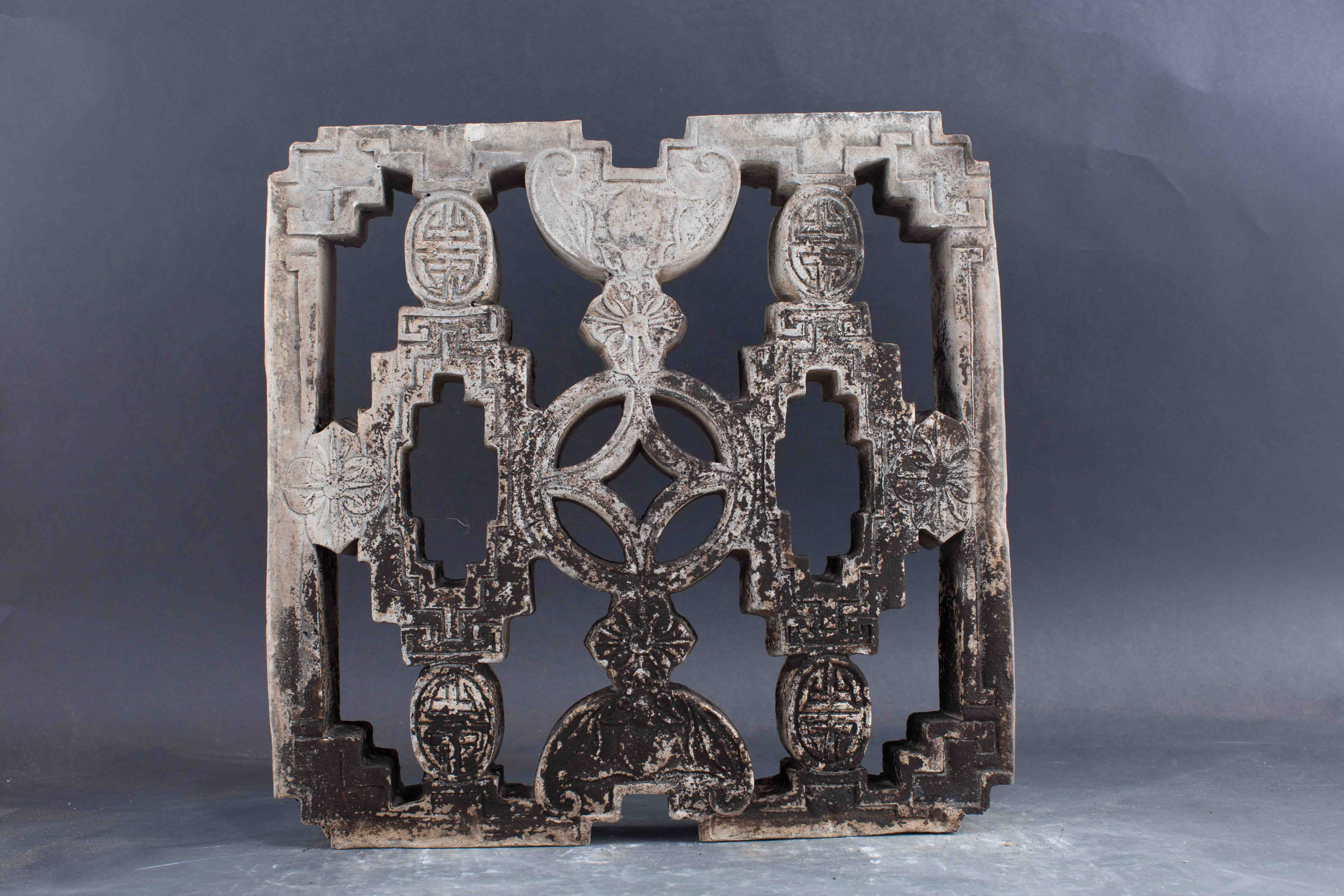 中华民国蝙蝠寿字纹陶花窗-2