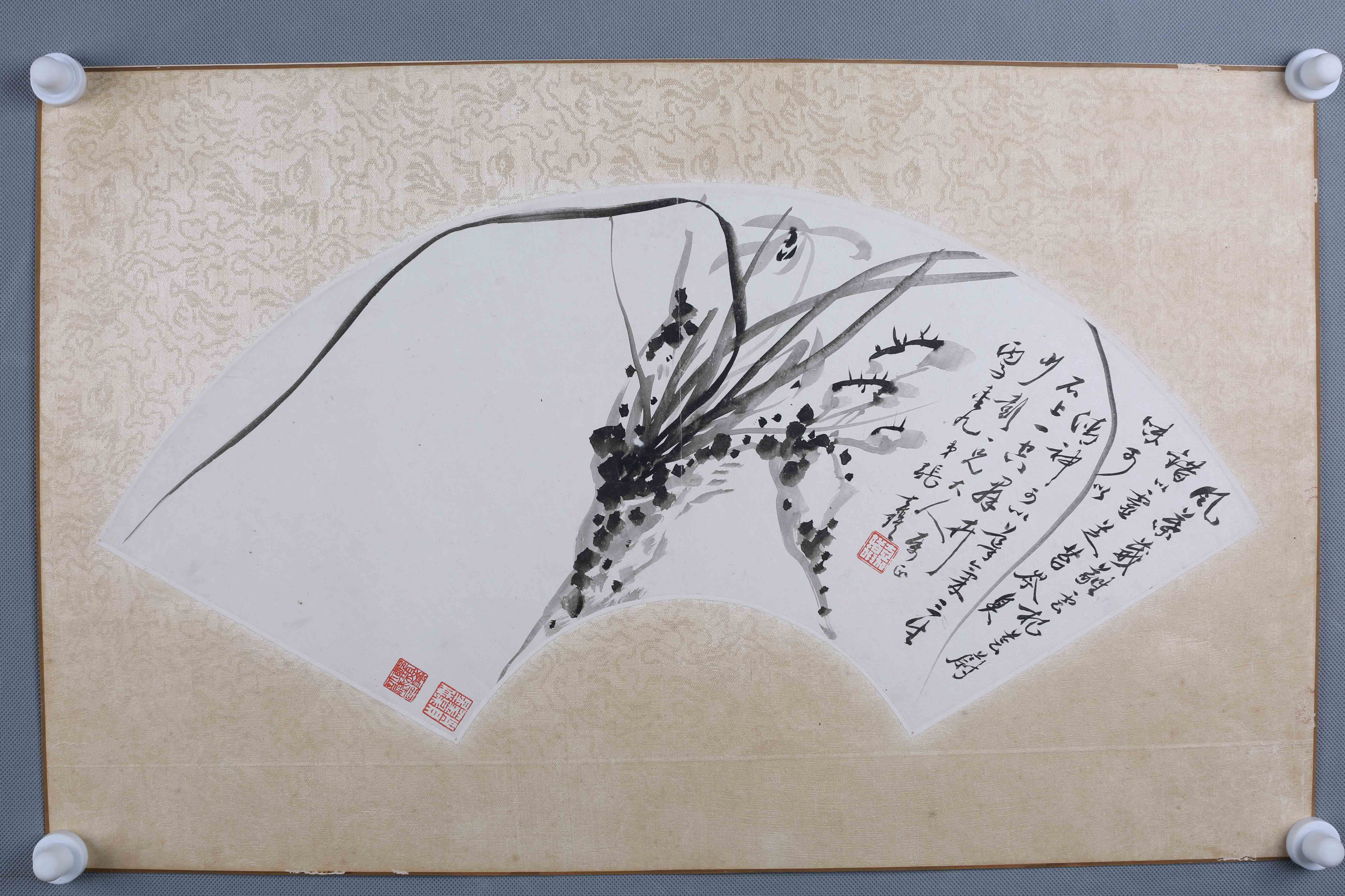 清光绪二年张嘉谟兰石图扇面